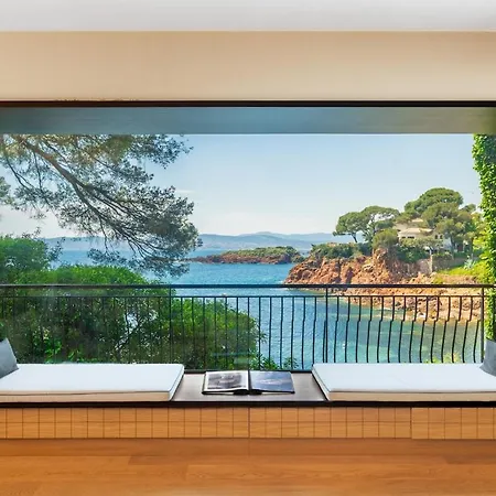 Διαμέρισμα Quiet, Beautiful And Stylish House In Saint-raphael