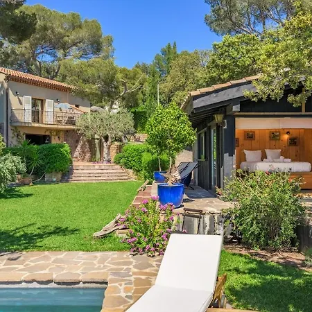 Quiet, Beautiful And Stylish House In Saint-raphael Διαμέρισμα *