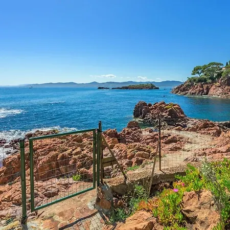 Quiet, Beautiful And Stylish House In Saint-raphael Διαμέρισμα Saint-Raphaël