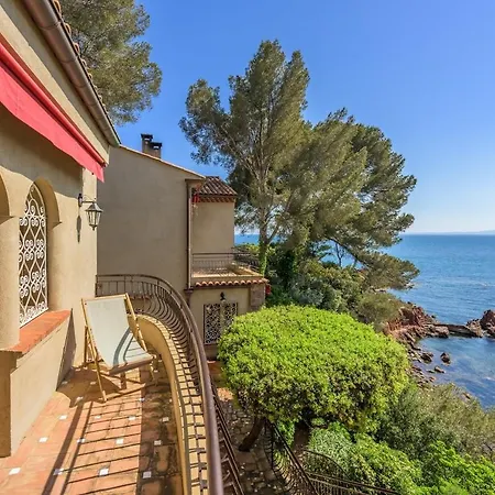 Διαμέρισμα Quiet, Beautiful And Stylish House In Saint-raphael