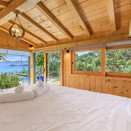 Quiet, Beautiful And Stylish House In Saint-raphael Διαμέρισμα *